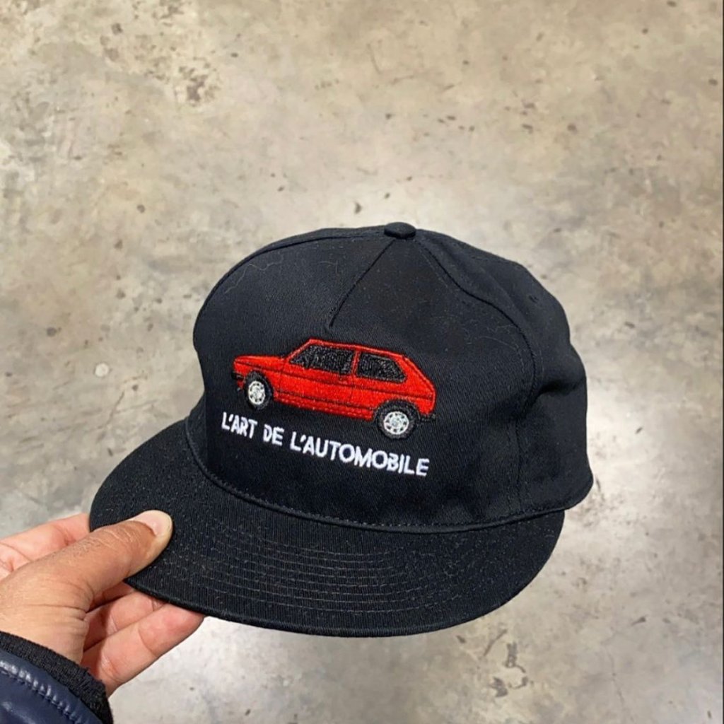 Vintage L’art De L’automobile Snapback Hat Black Cap Red Car Embroidered Graphic